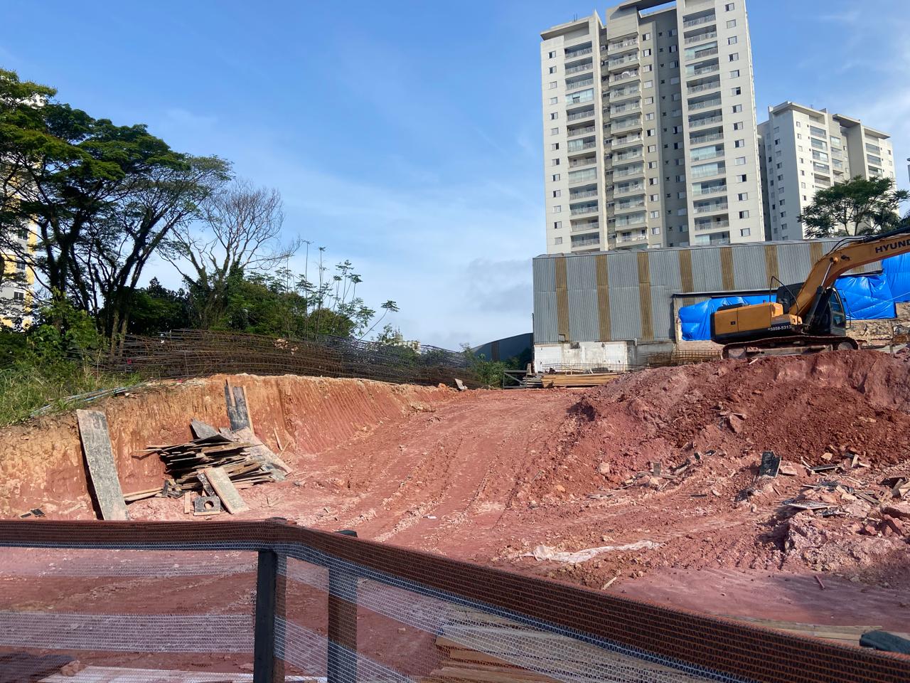 WhatsApp Image 2025-11-07 at 16.03.22 (1)