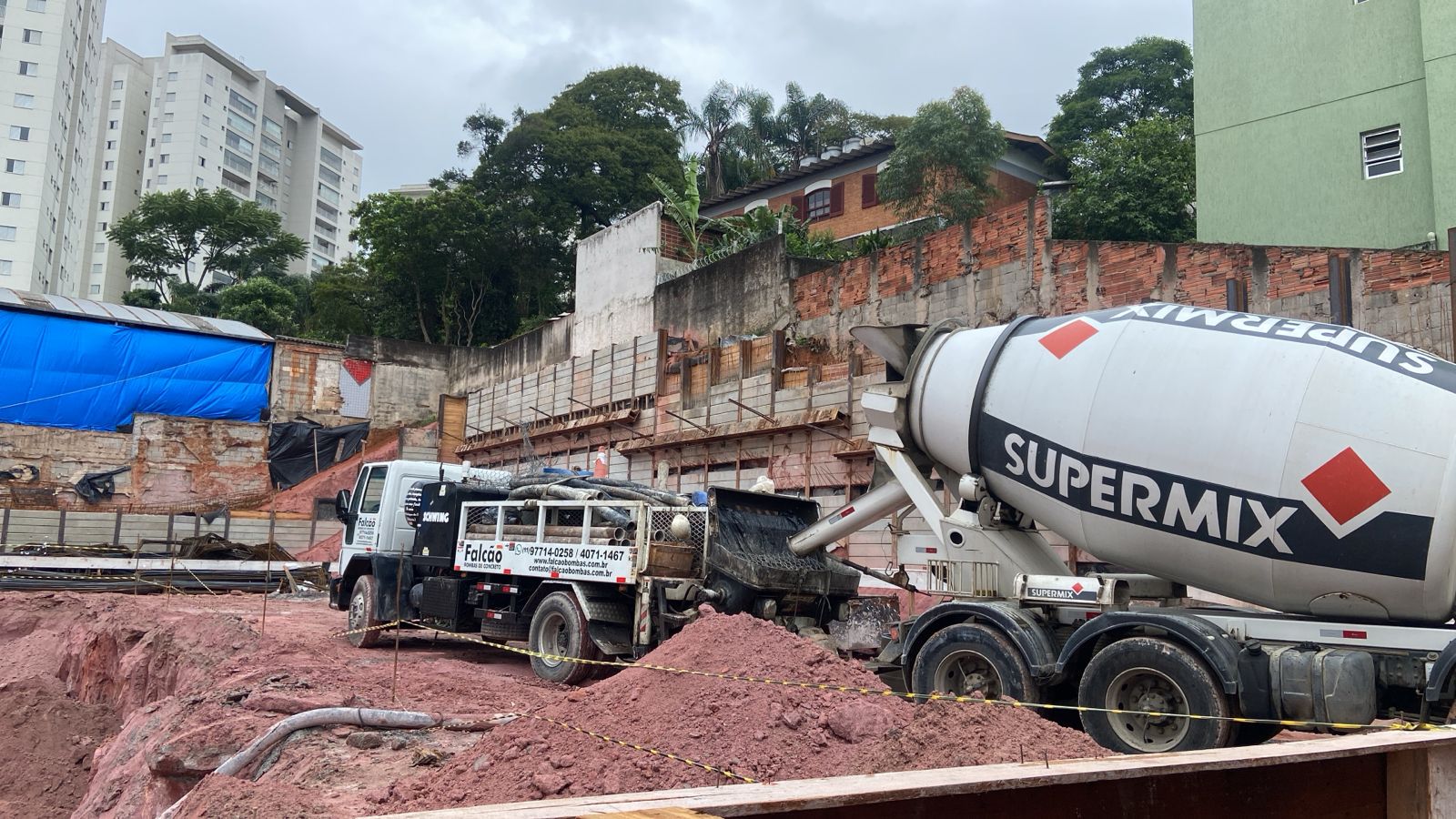 WhatsApp Image 2025-12-09 at 09.14.05